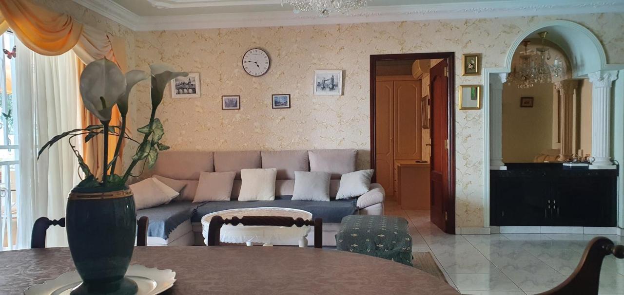 Villa Violetta Каляо Салвахе Екстериор снимка