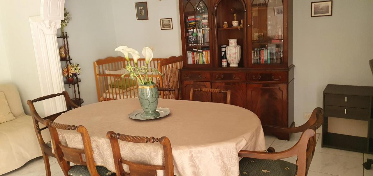 Villa Violetta Каляо Салвахе Екстериор снимка
